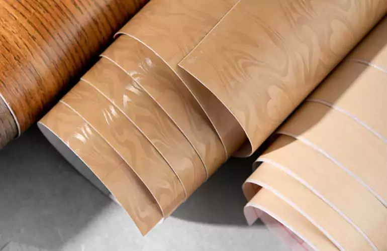 Arreglo de vinilos decorativos en plano