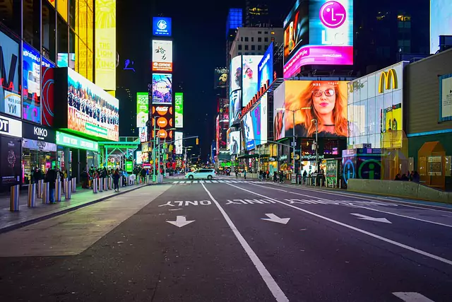 Foto Vallas Publicitarias Luminosas Time Square - Walltoprint